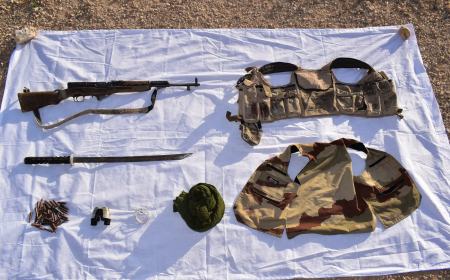 القضاء على إرهابيين في تبسة واسترجاع سلاح نصف ٱلي وذخيرة وأغراض عسكرية