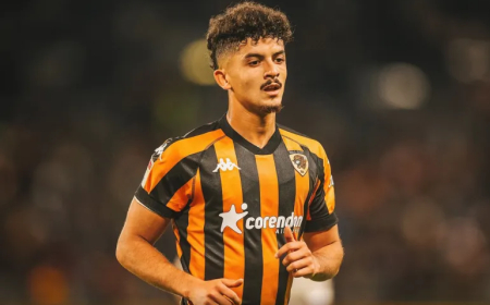 أنصار الخضر يطالبون بيتكوفيتش بمنح بلومي الفرصة خلال معسكر شهر أكتوبر