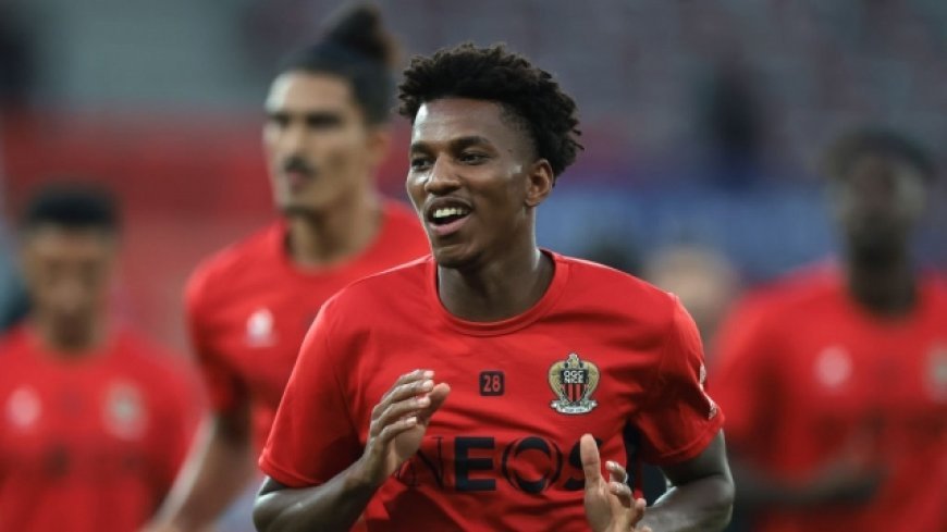 مدرب نيس الفرنسي يزف اخبارا سارة لأنصار الخضر بخصوص بوداوي