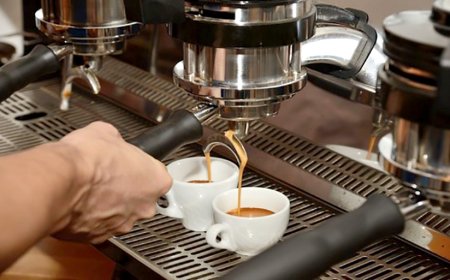 عنابة: حملات مراقبة مكثفة بالمقاهي والفضاءات التجارية ببلديات الولاية