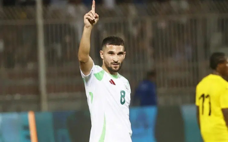 عوار يواصل تأكيد تميزه مع الخضر مثلما أكده مع الاتحاد السعودي