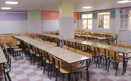 تحويل محلات مهجورة إلى مدارس 