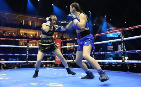 أول نزال ملاكمة نسائي في السعودية 