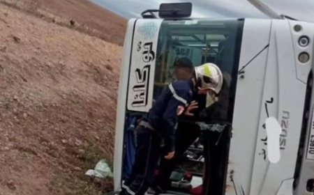 ميلة : 27 جريحا في حادث انقلاب حافلة لنقل المسافرين