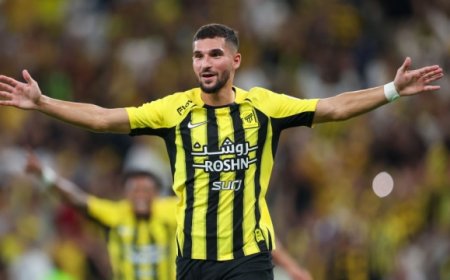 عوار يواصل التألق في دوري "روشن" ويقود فريقه الاتحاد الى نصر جديد