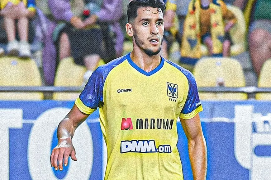 لاعب الخضر زين الدين بلعيد يفضل الاستمرار مع سانت تروند البلجيكي