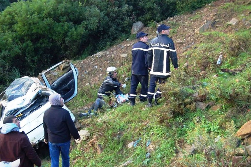إصابة ثلاثيني بجروح خطيرة في حادث سقوط سيارة داخل حفرة بتاسوست بجيجل 