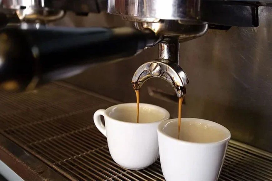 عنابة:  اجتماع تنسيقي مع التجار لتخفيض أسعار القهوة في المقاهي 