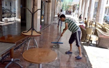 أصحاب المقاهي« يشتكون» 