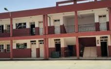 مديرية التربية توفد لجنة تحقيق   لمتوسطة البوني مركز 