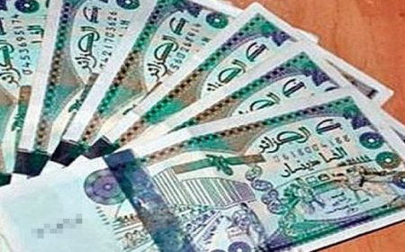 الإيقاع بشاب بقوم بطرح أوراق نقدية مزورة من العملة الوطنية وسط محلات أولاد رشاش