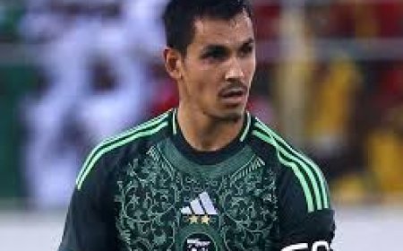 ماندي: انا فخور جدا بما وصلت اليه مع المنتخب الوطني الجزائري