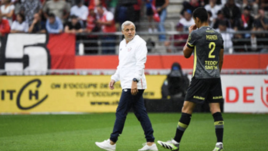 مدرب ليل الفرنسي يثني على ماندي ويصفه باللاعب القدوة للاعبين الشباب في الفريق