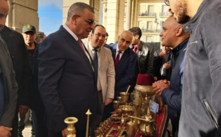 عبد القادر جلاوي يعلن عن 100 مشروع سياحي استثماري بولاية عنابة  