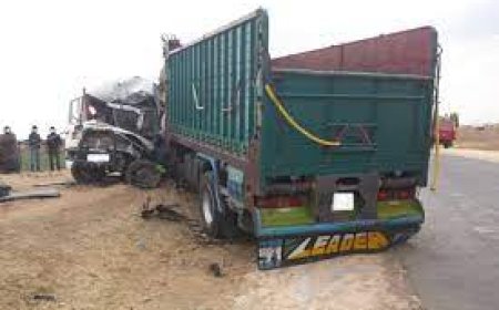 قسنطينة اصطدام بين شاحنتين بالطريق السيار يخلف قتيلا.