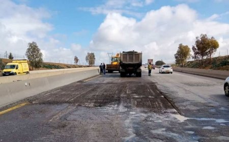 انطلاق صيانة المقاطع المتضررة من الطريق السيار شرق-غرب
