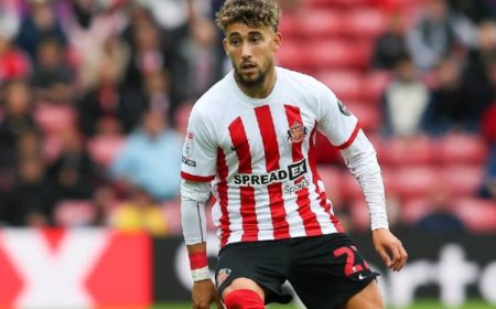 معاناة لاعب ساندرلاند الإنجليزي عادل عوشيش متواصلة وتتسبب في استمرار ابتعاده عن الخضر