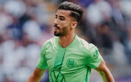 فولسبورغ يعاقب عمورة ومدرب الفريق يملي شروطا على لاعب الخضر