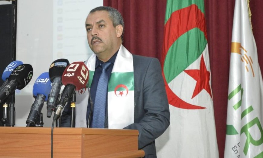 سعداوي يجتمع بالنقابة الوطنية المستقلة لأساتذة التعليم الثانوي