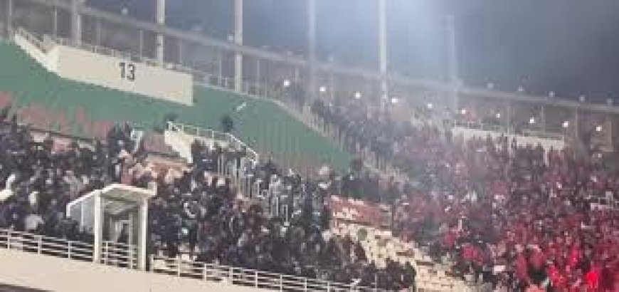 توقيف 22 مناصرا أخلوا بالنظام العام خلال مباراة مولودية الجزائر وشباب بلوزداد