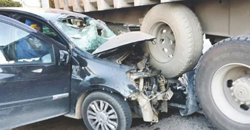 هلاك شخص في حادث اصطدام شاحنة بسيارة سياحية بباتنة