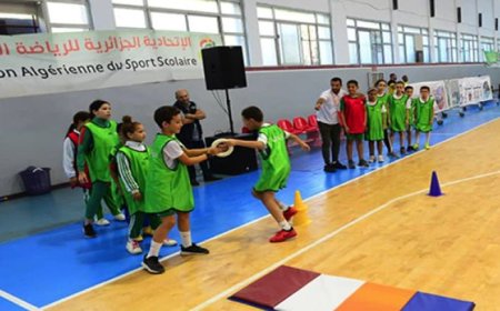 انطلاق البطولة الوطنية المدرسية للرياضات الجماعية