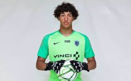 الحارس الجزائري الشاب سامي تلمساني يظهر لأول مرة في مباراة رسمية