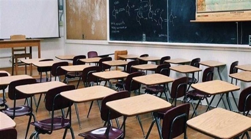 عنابة: تلاميذ  التطور الثانوي يحتجون  ويقاطعون الدراسة 