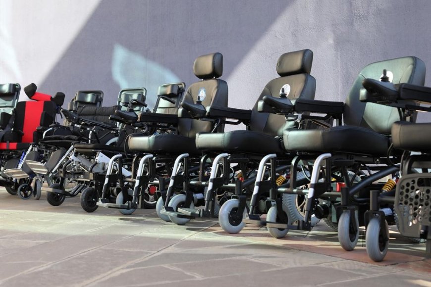 " لاداس" توزع كراسي متحركة كهربائية على ذوي الاحتياجات الخاصة بعنابة