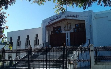 تأجيل النظر في قضية  "سيناتورة" سكيكدة ووالدها و منتخبين للمرة الأخيرة