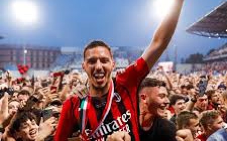 بن ناصر يوجه رسالة وداع مؤثرة الى انصار ميلان