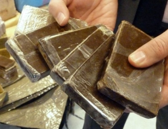 البياري"  تحجــز 1800 غــــــرام  من القنب الهندي بعنابة