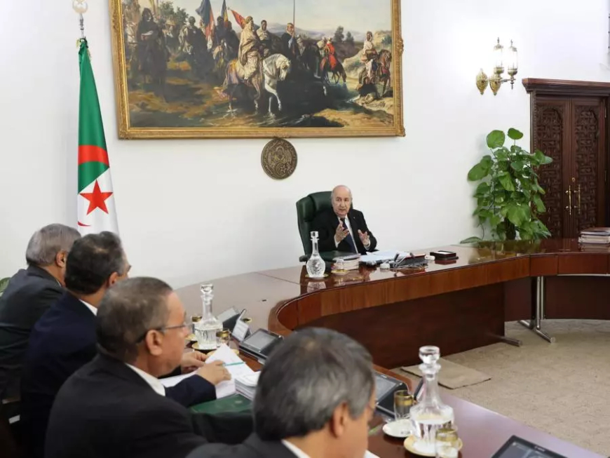 رئيس الجمهورية يأمر بخفض سن التقاعد لفائدة المعلمين وتوسيع الاستفادة من عطلة الأمومة