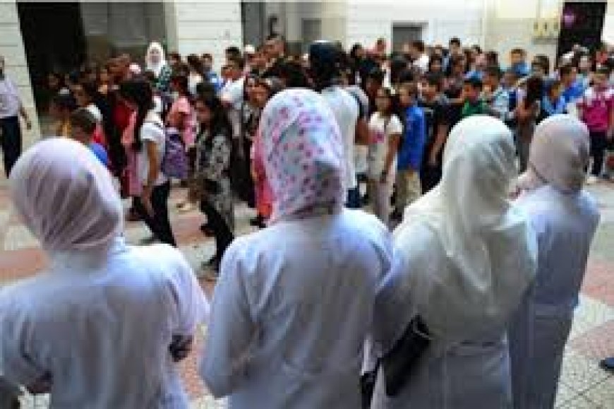 عنابة: الاساتذة يقاطعون التكوين ويؤكدون رفضهم القاطع في اليوم الاول  