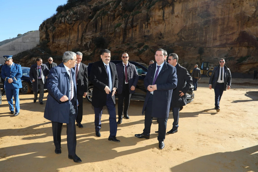 تيزي وزو:  وزير الري  يدعو إلى تسريع وتيرة إنجاز المشاريع و  ضرورة احترام الاجال المحددة لانجازها