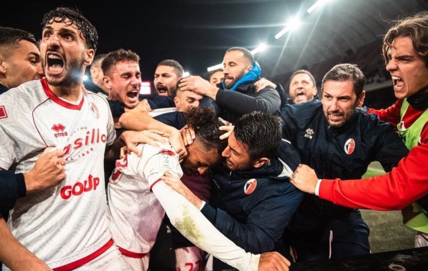 "الفاف" تدعم الجزائري دورفال ببيان ضد العنصرية