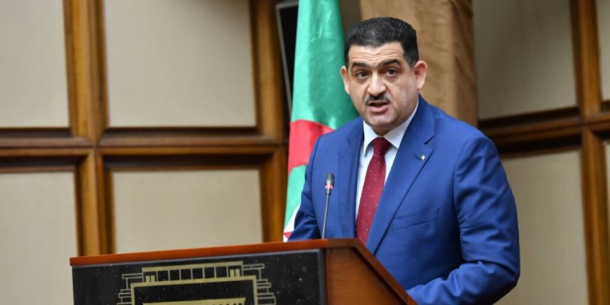 انهاء مهام وزير الري