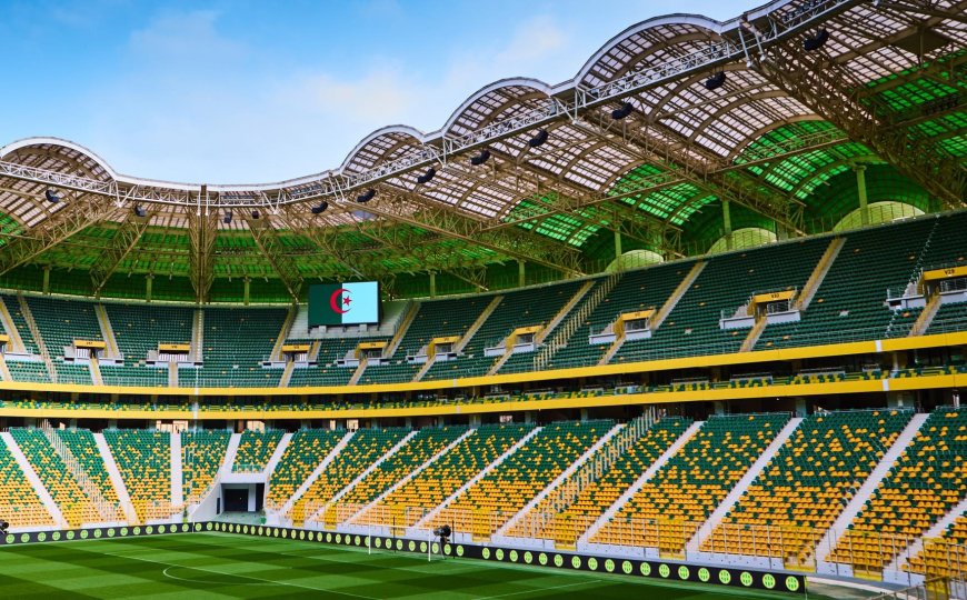 "الكاف" ترسم مباراة المنتخب الوطني الجزائري ونظيره الموزمبيقي في ملعب تيزي وزو