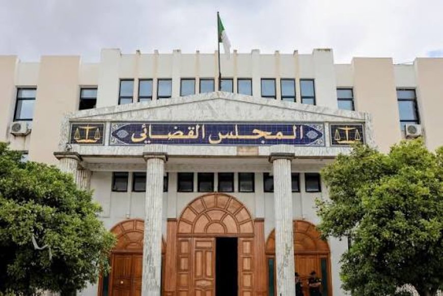 مجلس قضاء عنابة يبرمج قضيّة سرقة كابل يزن عدّة قناطير تابع لمؤسّسة ميناء عنابة