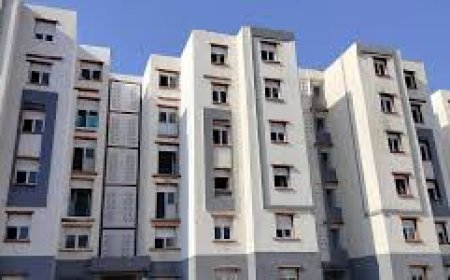32 عائلة مستفيدة بحي "200 مسكن قيرش" ببرحال يطالبون بفتح تحقيق للوقوف على تدهور شققهم 
