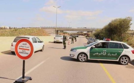 الدرك الوطني يحذر من الوقوف في الشريط الفاصل بالطرق السريعة 