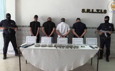 حجز أزيد من 3.3 كلغ من الكوكايين و 5.5 كلغ من المخدرات بباتنة وعنابة