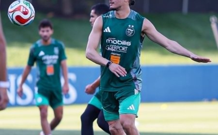 غموض يلف مستقبل أنيس حاج موسى مع فينورد واهتمام تركي غير رسمي يلوح في الأفق
