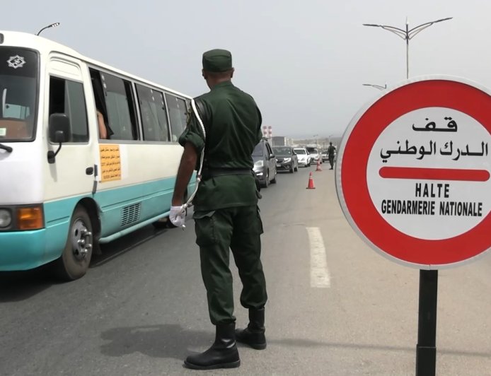 الدرك الوطني .. يحذر: الحبس وغرامة 20 مليون سنتيم لممارسة النقل دون شهادة كفاءة مهنية