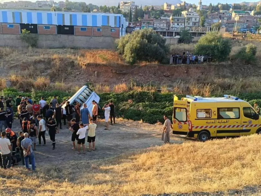 6وفيات و 22 جريحا حصيلة حادث انقلاب حافلة بولاية قسنطينة