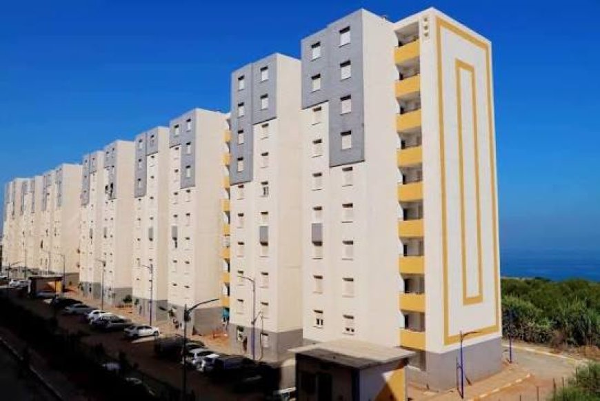 سكيكدة:  إجراء قرعة اختيار أرقام السكنات والطوابق لفائدة مستفيدي 70 مسكنًا عموميًا إيجاريًا