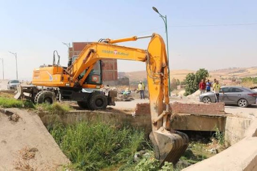 إطلاق حملة كبرى للنظافة وتطهير المحيط بإمكانيات بشرية ومادية ضخمة بقسنطينة