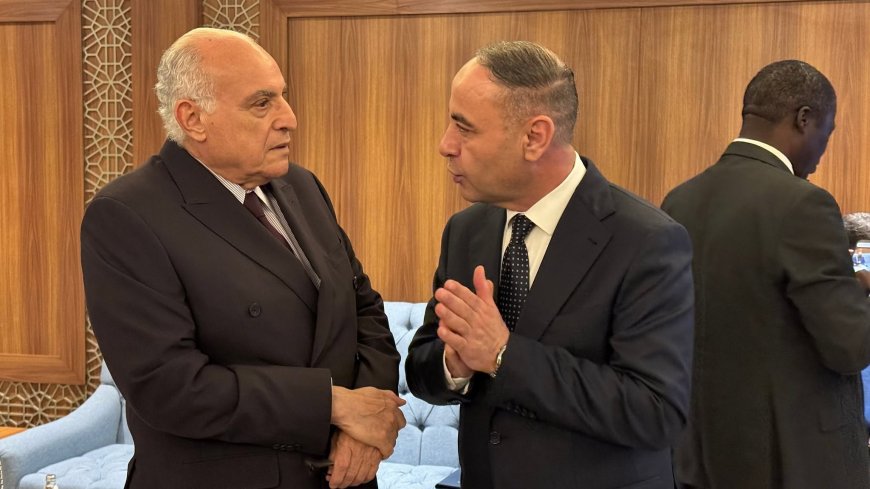 الجزائر تشدد على وحدة ليبيا
