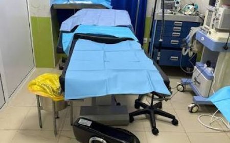 المؤسسة العمومية الاستشفائية بالحجار تواصل صيانة تجهيزاتها الطبية