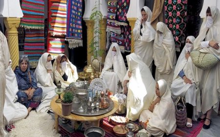 وزارة الثقافة تتحرك لحماية مجموعات الزي الجزائري 